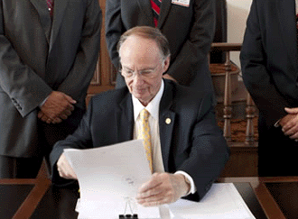 Governor Signs Gabe’s Right To Try Act