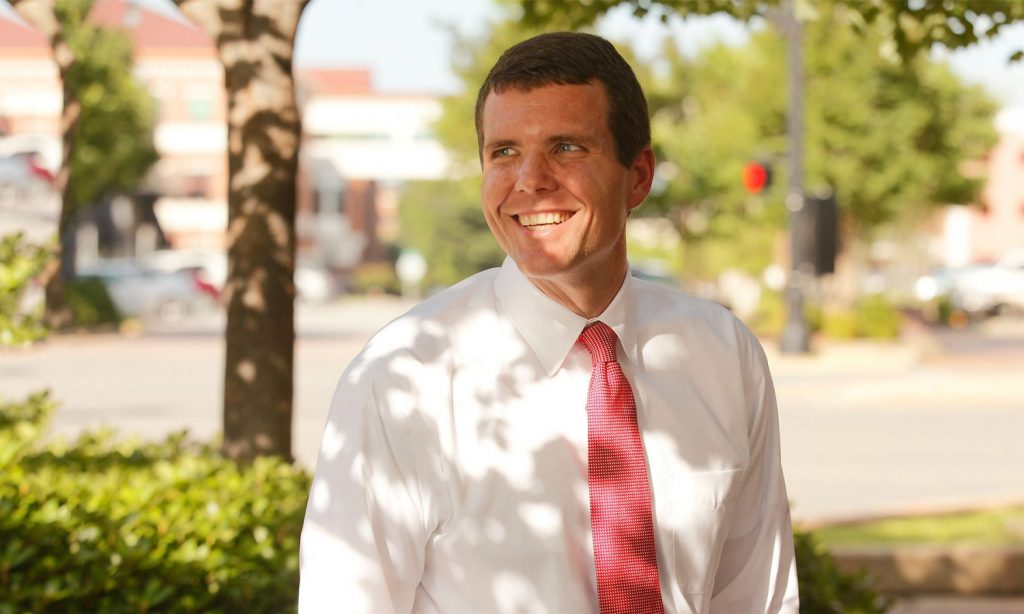 Democratic candidate for governor Walt Maddox announces statewide lottery plan