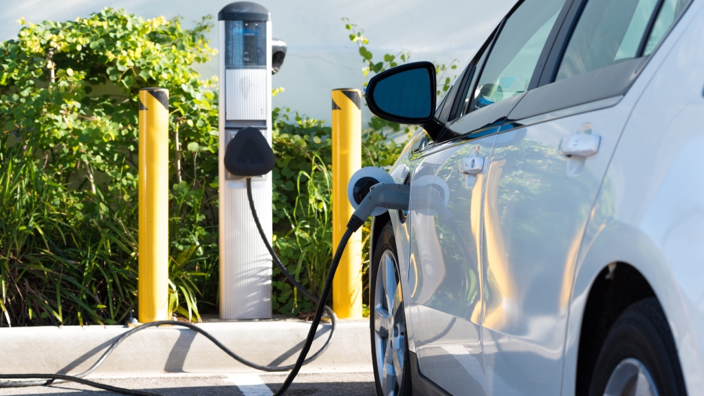 Governor awards $1.2 million to install EV charging stations