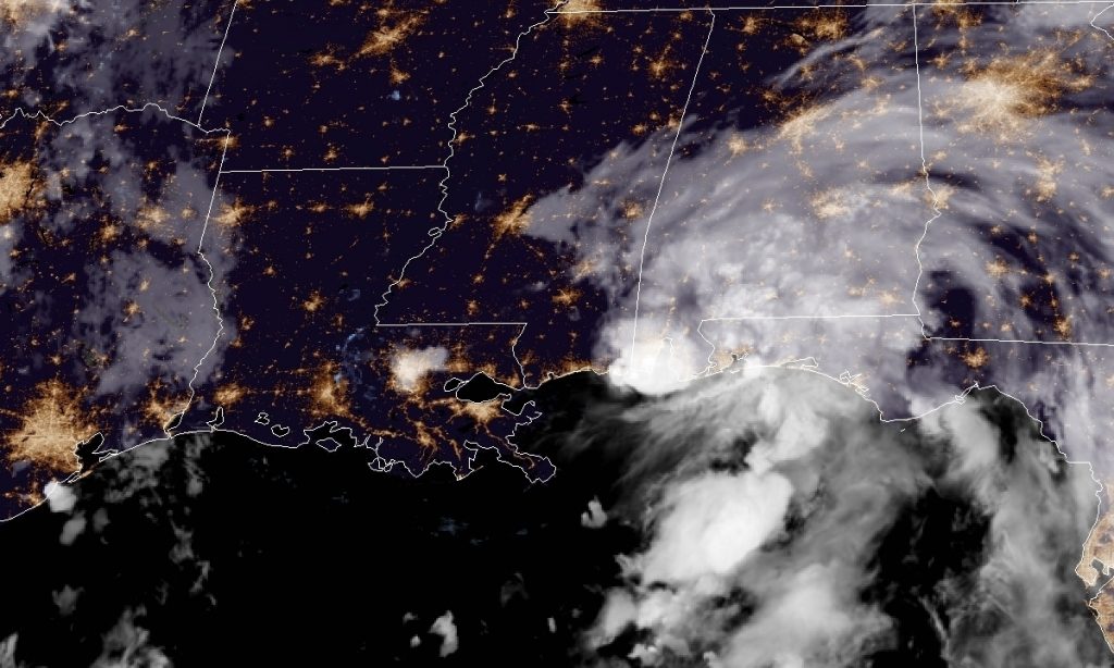 Ivey declares State of Emergency before Gordon hits Gulf Coast