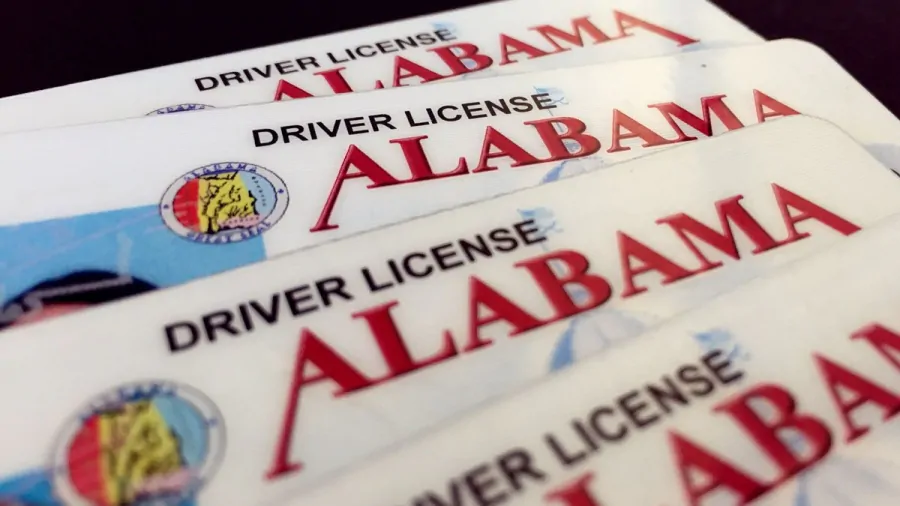 Alabamians can renew licenses online a second time during 12year period
