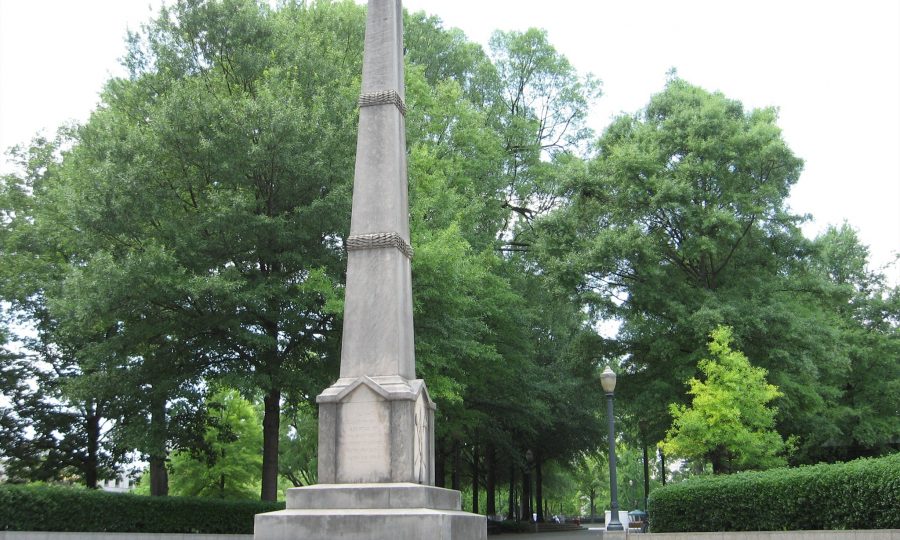 Protestors deface Confederate monument in Birmingham