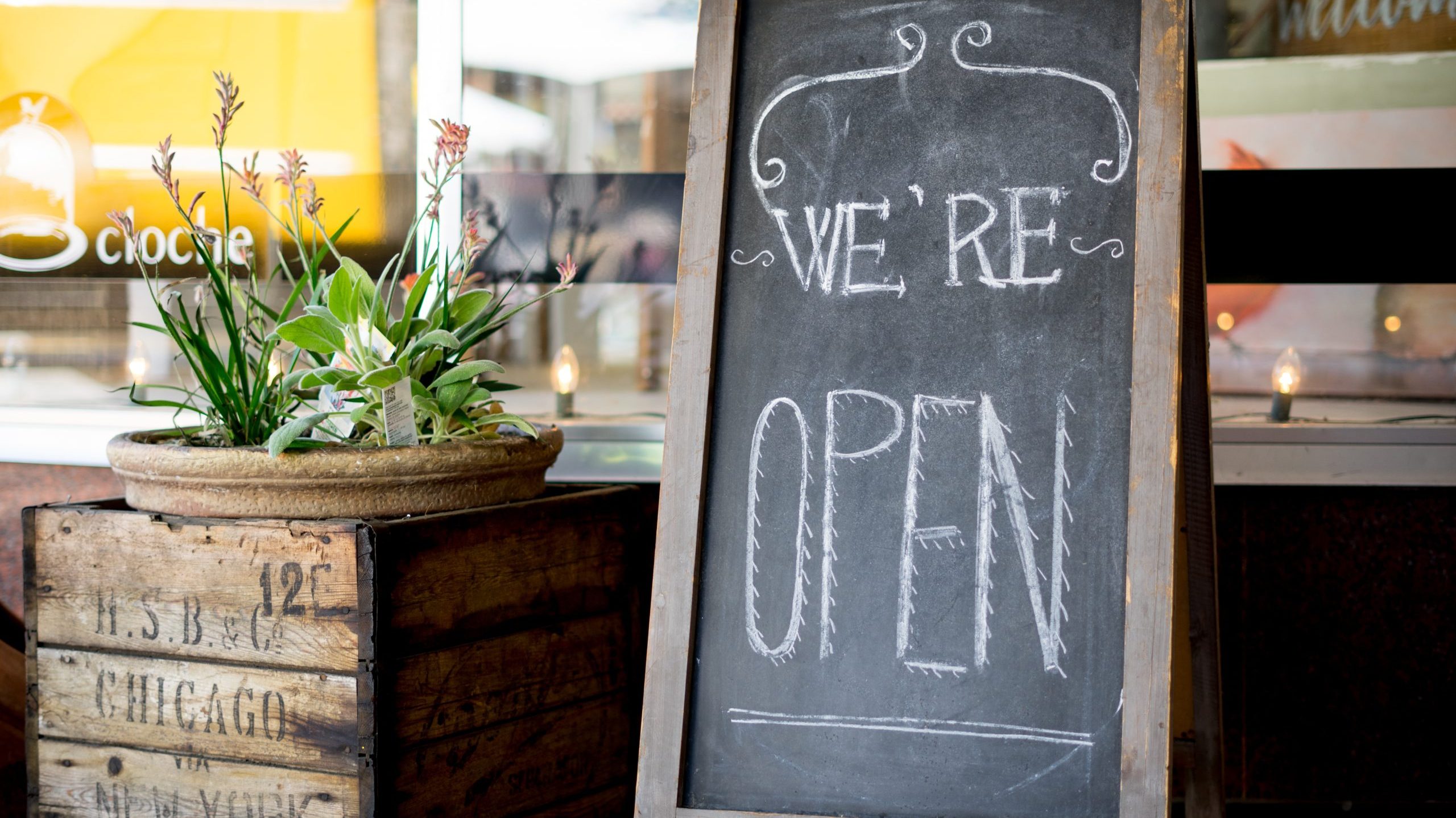 Governor encourages Alabama businesses to compete in 2026 Small Business Week awards