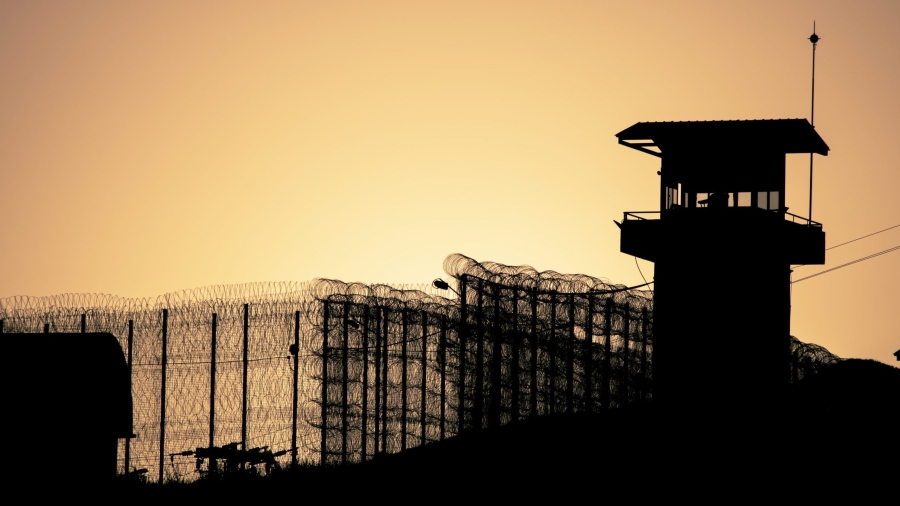 State senators briefed on prison construction plans