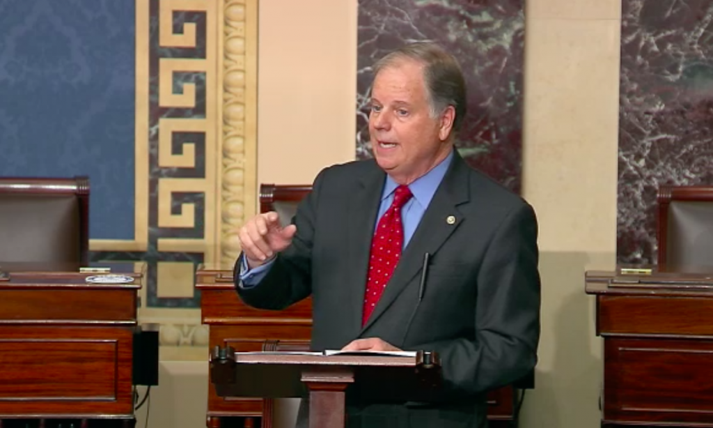 In farewell speech, Jones calls on senators to work together for the country