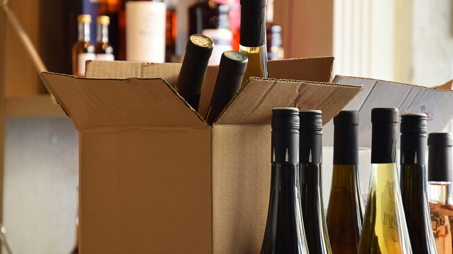 House passes bill to allow home delivery of alcohol