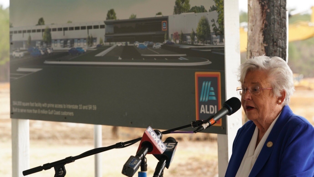 ALDI begins construction on regional headquarters, distribution center in Loxley