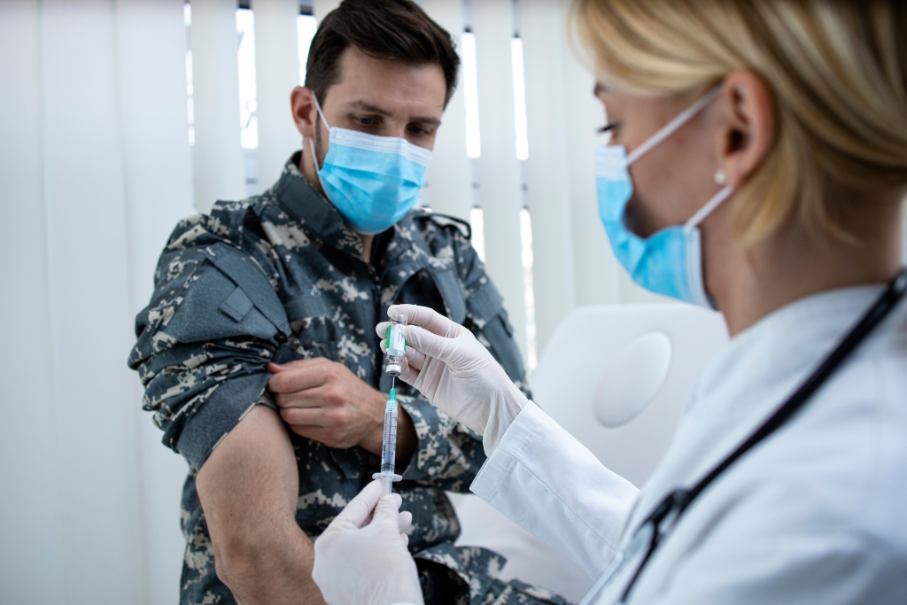 Ivey urges Biden to halt COVID-19 vaccine deadline for National Guard personnel